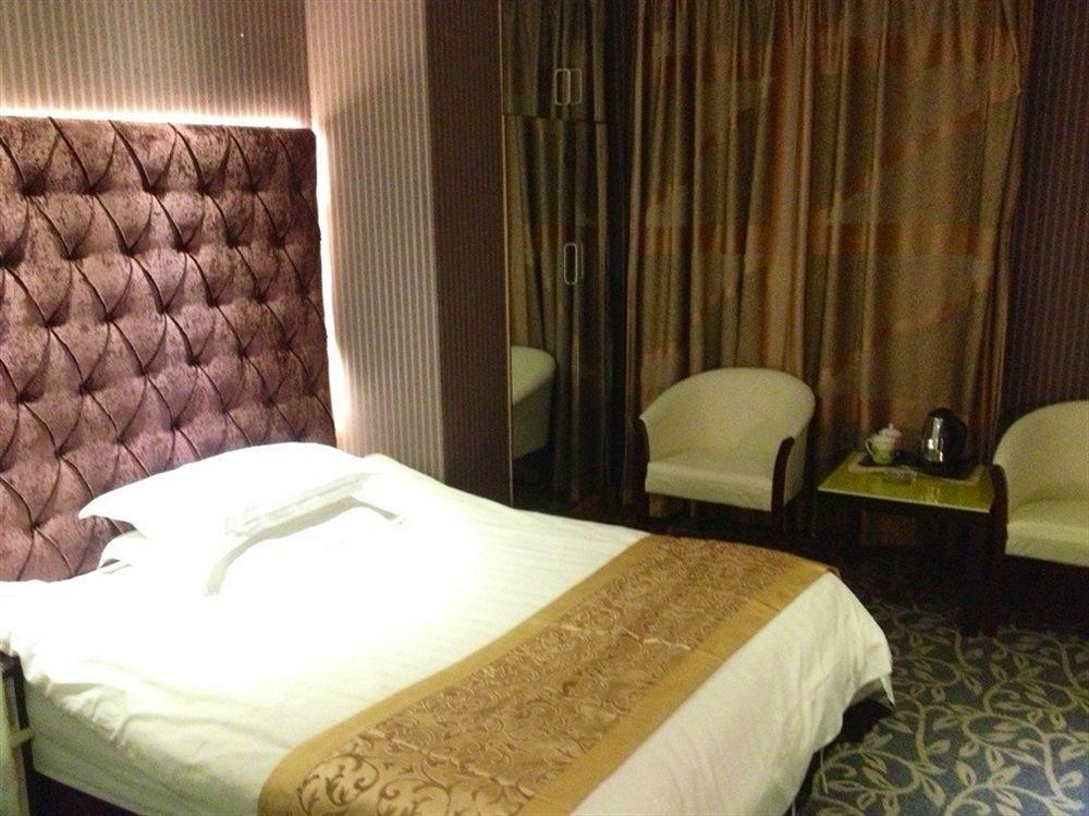 Jiujiu Holiday Hotel Šanghaj Exteriér fotografie